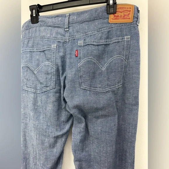 Levi’s size 30 Women’s Blue Chambray Linen Blend Mid Rise Boyfriend Beach Pants - Picture 5 of 9
